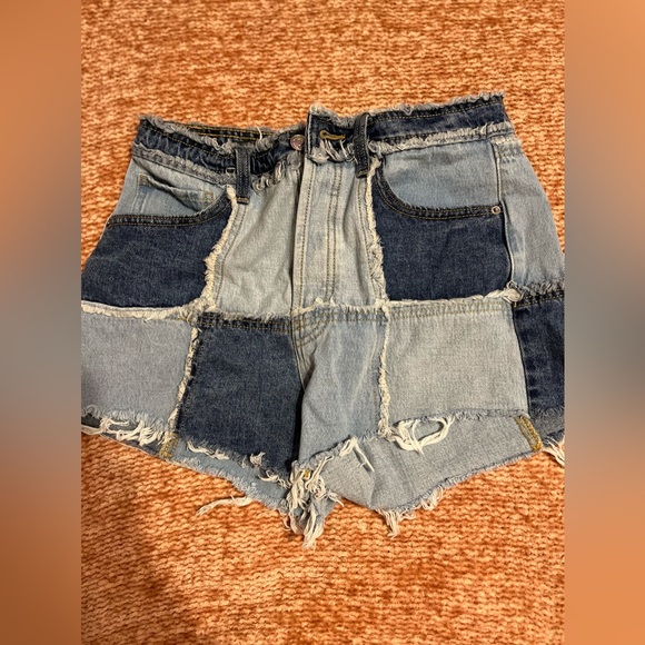 Wild fable size 4 hardly worn NO FLAWS like new - Picture 2 of 4